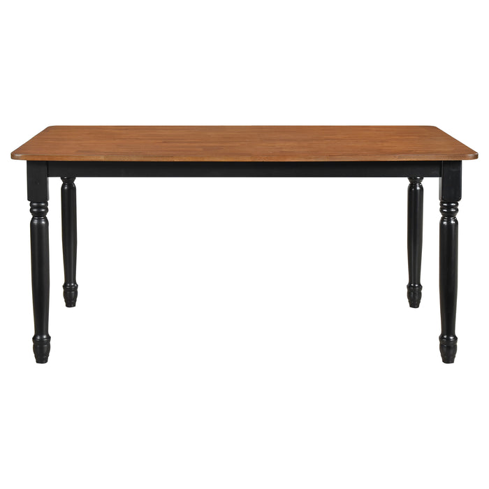 Hollyoak Dining Set